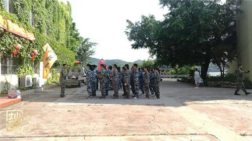 参加牛商争霸赛的成员集合