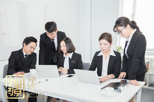 利来w66最给利装饰设计师团队